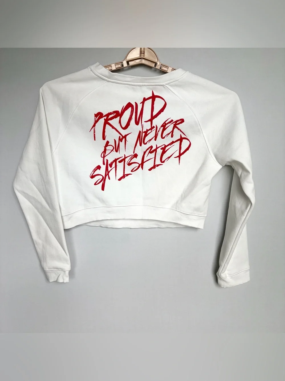 Alphalete PBNS White Cropped Sweatshirt Red Lettering Sz M Athletic Gym EUC